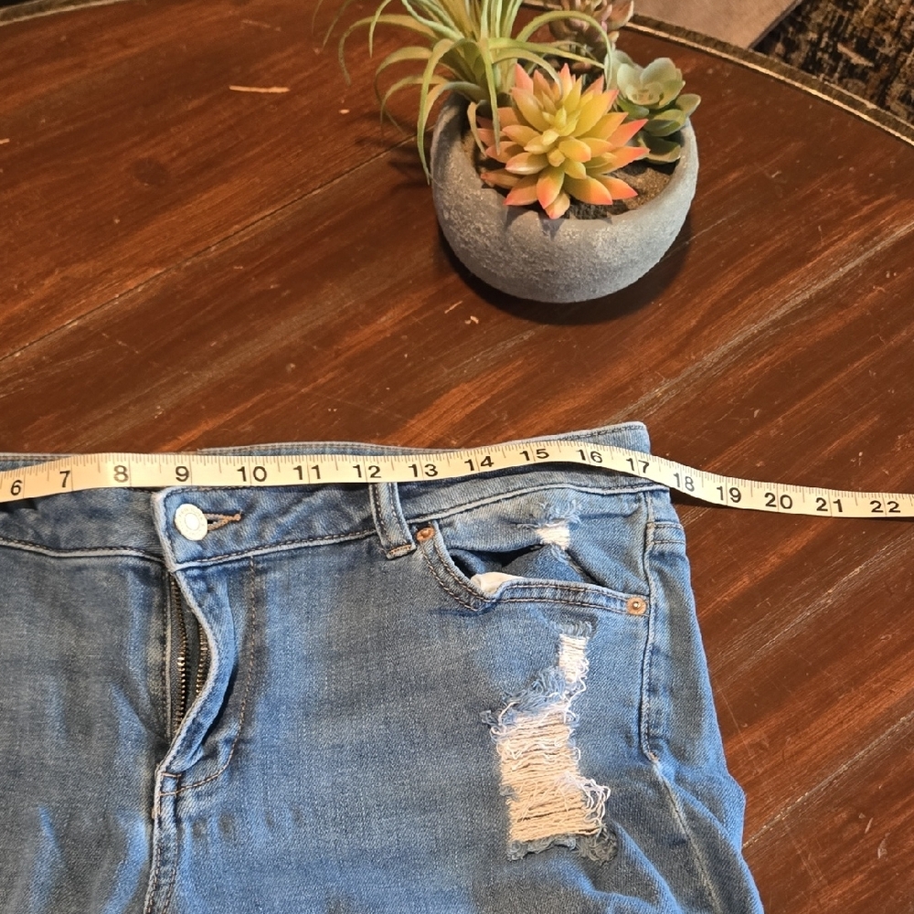 New York & Co. SOHO Distressed Light Blue Women's Skinny Jeans #938 - Picture 13 of 13